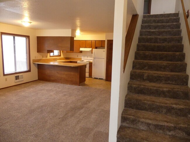 Photo - Wood Village End Unit Condo * Covered Park...