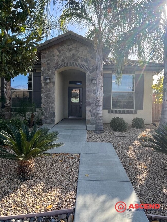 Photo - 4-Bedroom Home in Gossamer Grove!