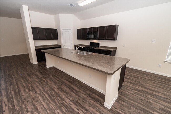 Photo - 29607 Clover Shore Dr
