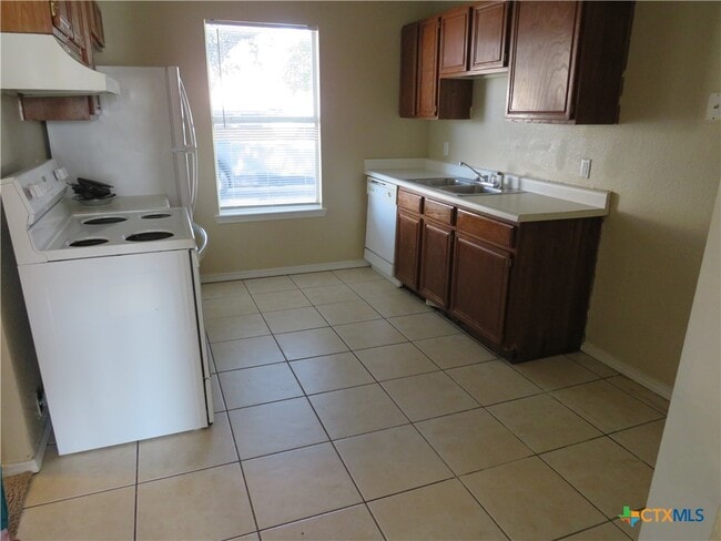 Photo - 1602 Benttree Dr Unidad A