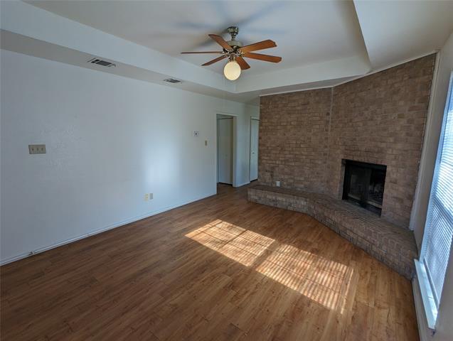 Photo - 212 Lanham Ct