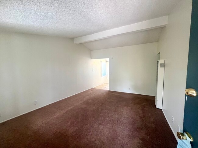 Photo - Conejo Park Apartments