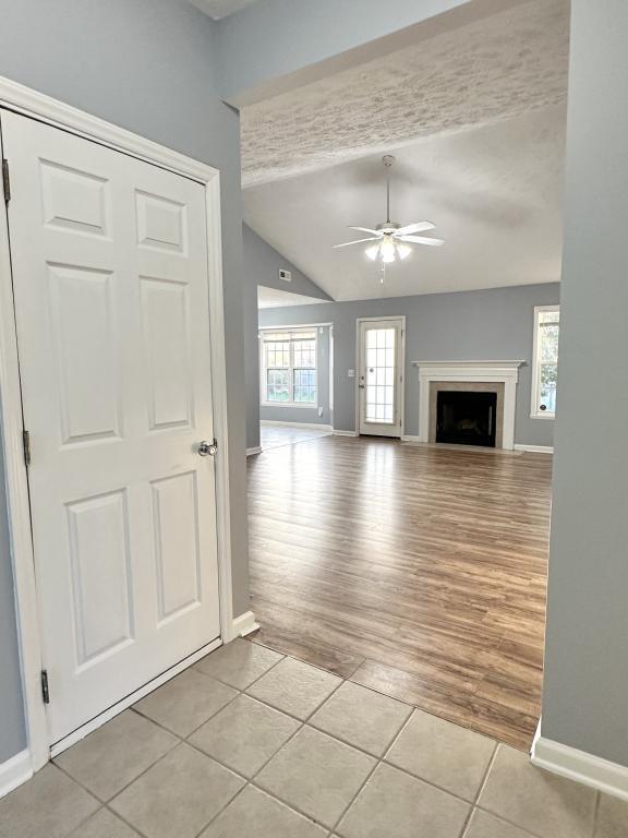 Photo - 1002 Coalport Rd
