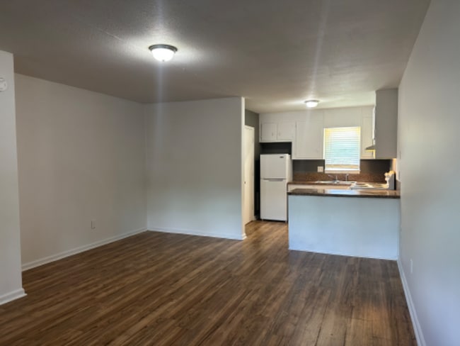 Photo - 1923 Norwood St SW Unidad 305