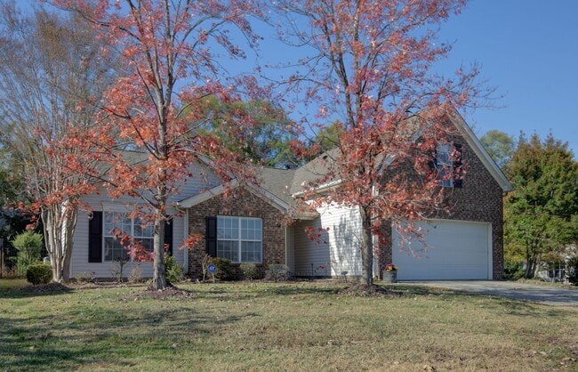 Photo - COMING SOON! Beautiful 3BR/2BA Home with Bonus Room in Sought-After Arbor Creek, Charlotte