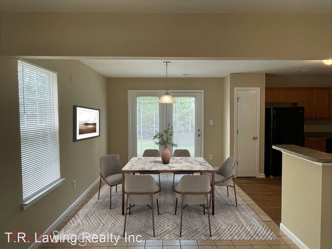 Photo - 3 br, 2.5 bath House - 509 Pullman St. SW