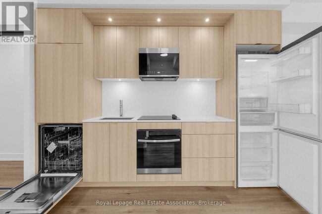 Photo - 60 Central Park Roadway Unit 611