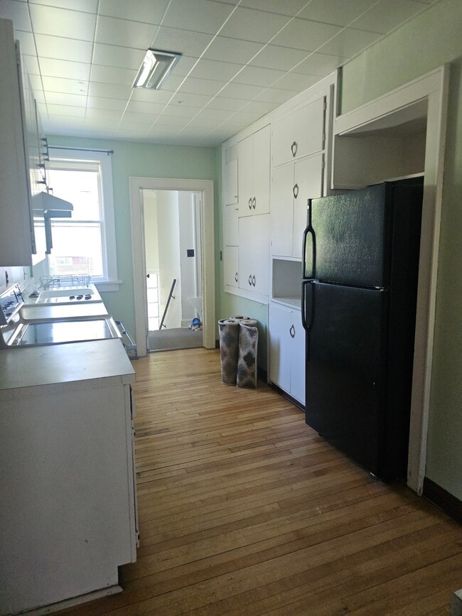 Photo - W379N5686 N Lake Rd Unidad Apt. 1