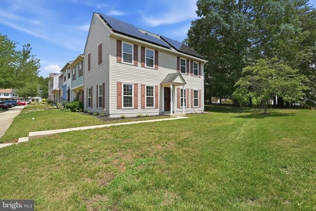 Photo - 2401 W Rosecroft Village Cir