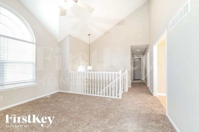 Photo - 706 Derby St