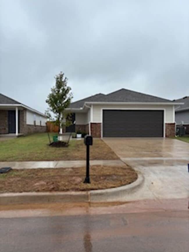 Building Photo - New Home!