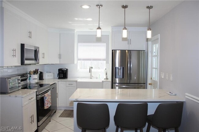 Photo - 858 97th Ave N