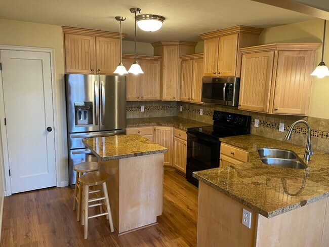 Photo - 7390 S 700 E Unit 1
