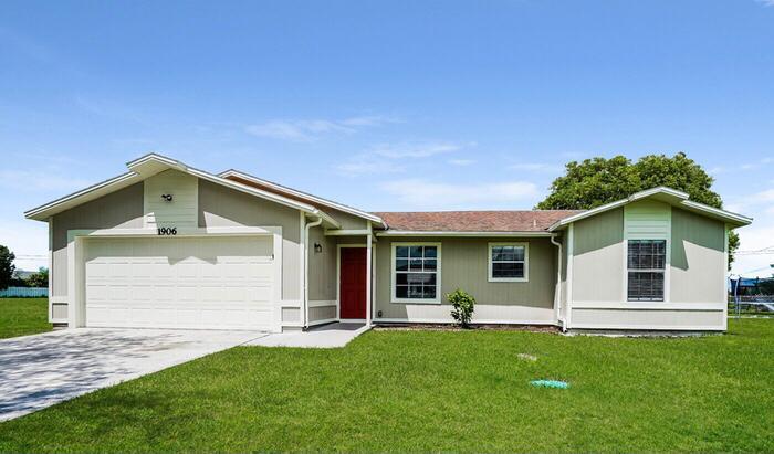 Photo - 1906 NE 22nd Ave