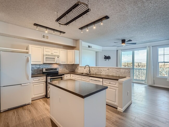 Photo - Charming Townhome with Mountain Views and an Ideal Location Between Denver and Boulder