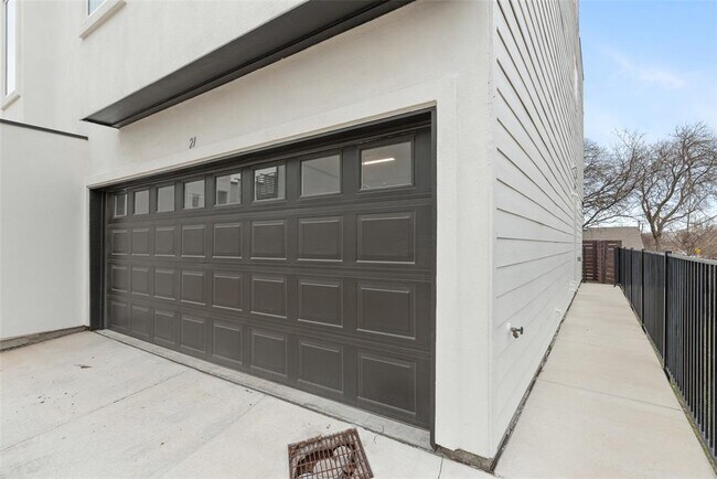 Photo - 1417 Kramer Ln Unit 21