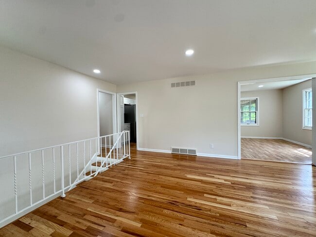 Photo - 1900 E 28th Ave