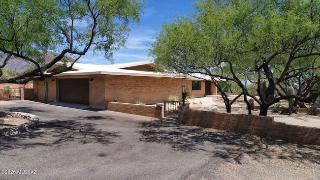 Photo - 5965 N Sabino Shadow Ln