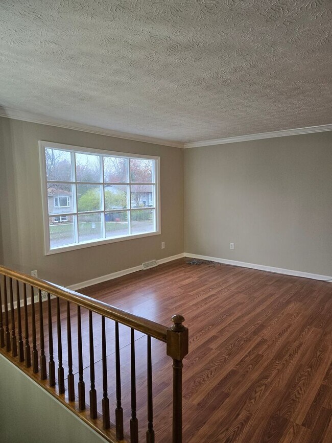 Photo - Very Nice Split Level Home in the Cove Lak...