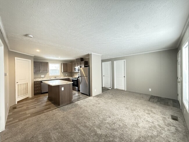 Photo - 10610 State Rte 762