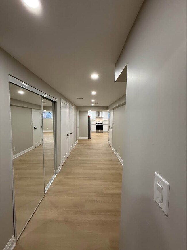 Photo - 1418 Broderick St Unité 2