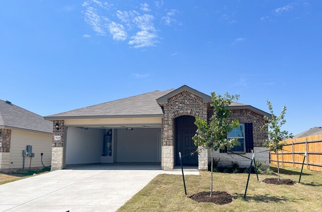 *PENDING* Gorgeous New Build for RENT! - *PENDING* Gorgeous New Build for RENT! House