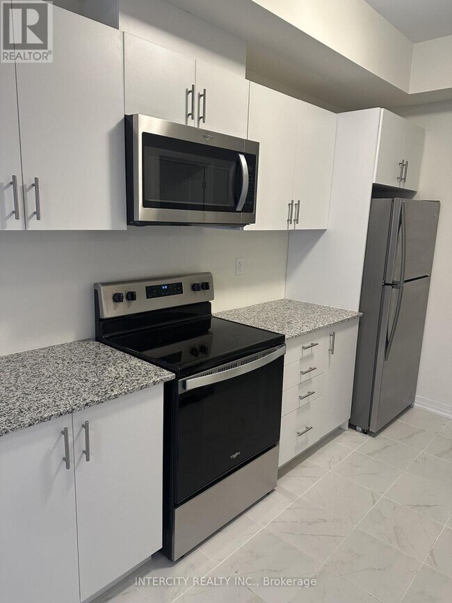 Photo - 245 McLevin Ave