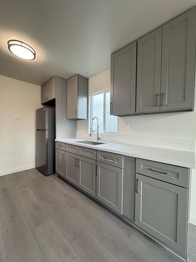 Photo - 3540 & 3540 1/2 6th St Unidad 3540 E. 6th St