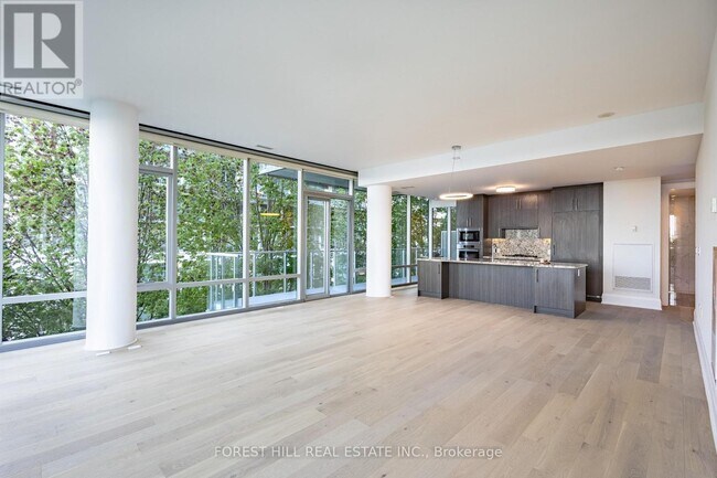 Photo - 39 Queens Quay E Unit 313