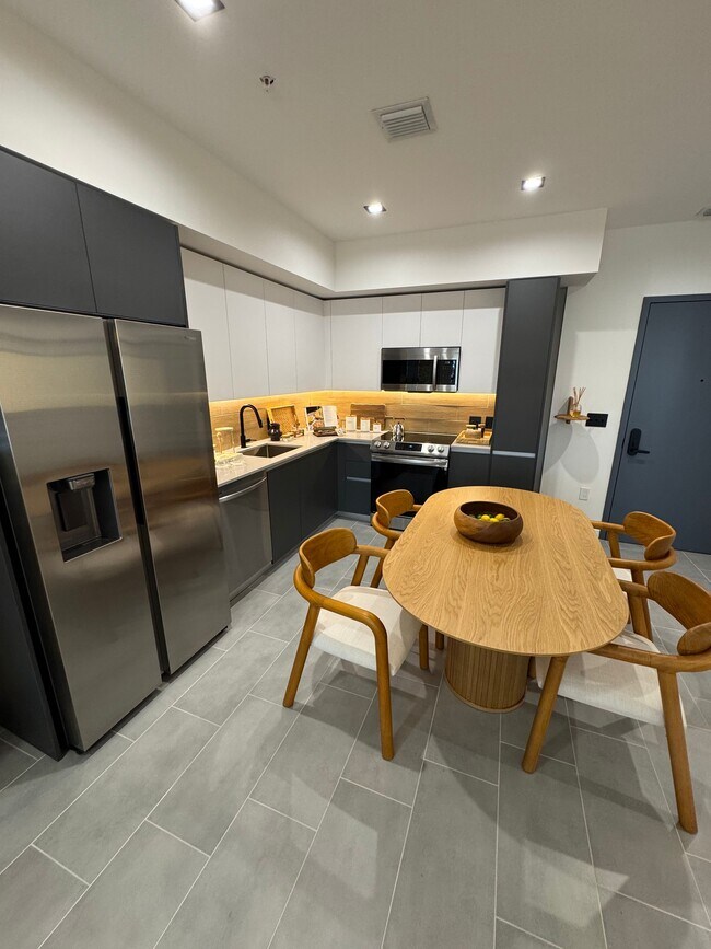 Photo - 111 NW 27th St Unit A1