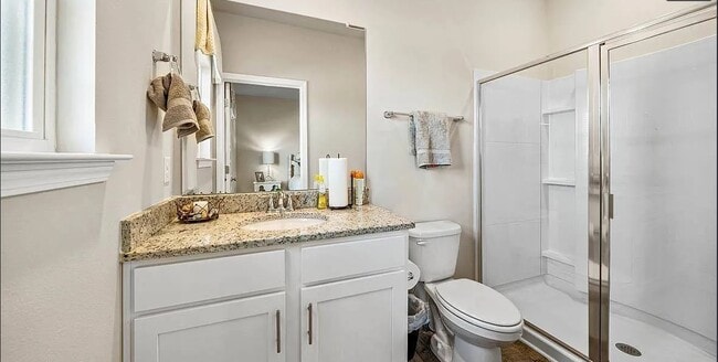 Photo - 31470 Shadwell Dr