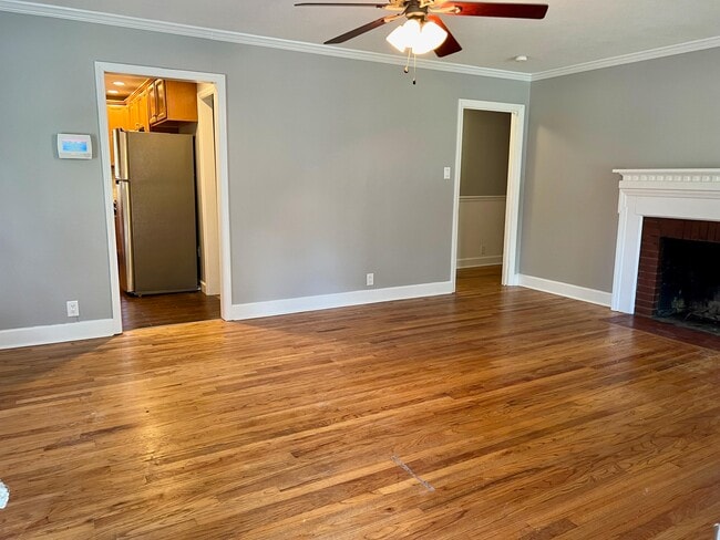 Photo - 436 Berkeley St SE