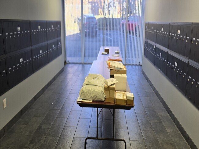 Photo - 1271 Poplar Ave Unit 906