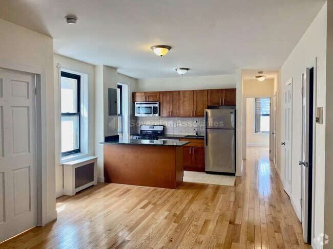 Building Photo - 686 W 204th St Rental