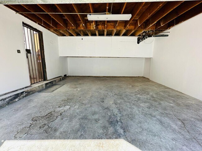 4040 Palmwood
