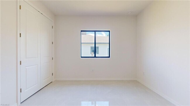 Photo - 2421 NW 24th St