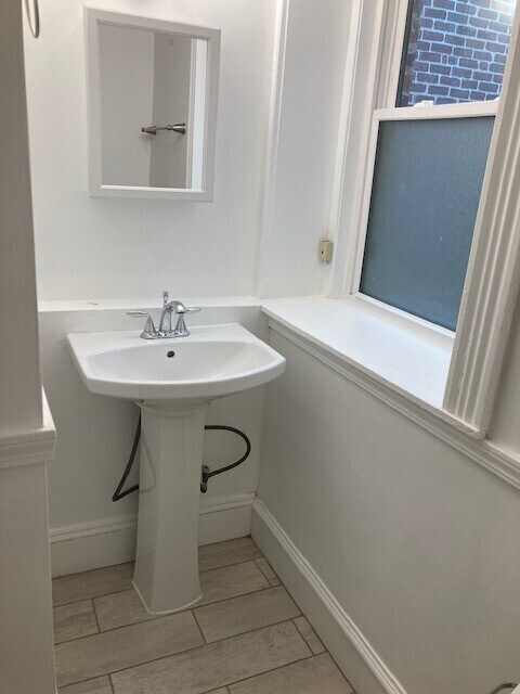 Photo - 1719 Commonwealth Ave