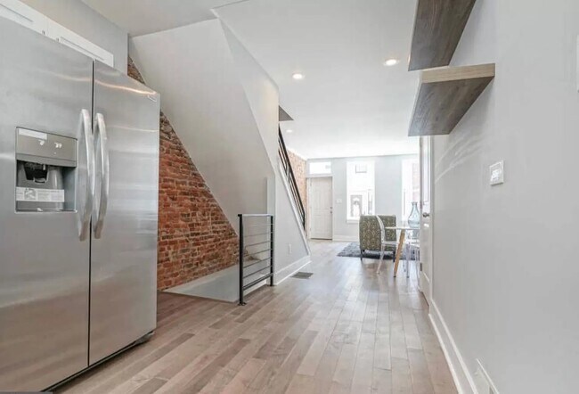 Photo - 1917 Pierce St