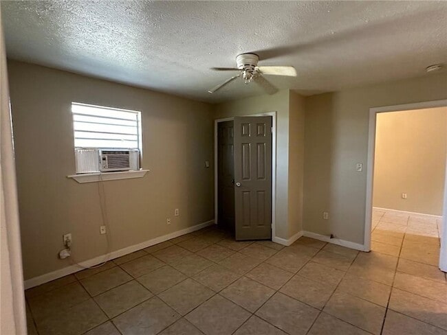 3620 Hollygrove St Unit B