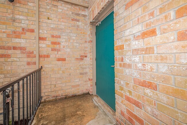 Photo - 2475 Underwood St Unit 381