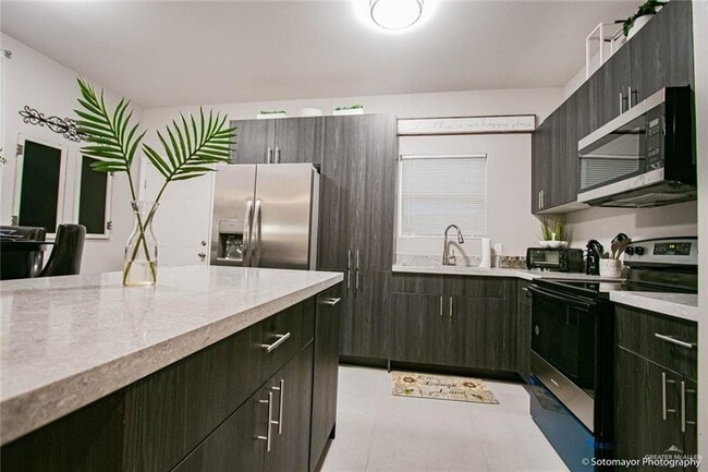 Photo - 15 Swallow Ave Unit 3