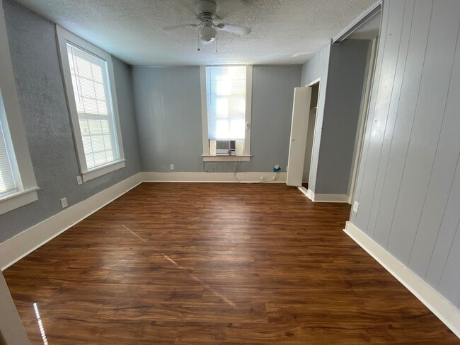 Photo - 3114 Avenue M 1/2