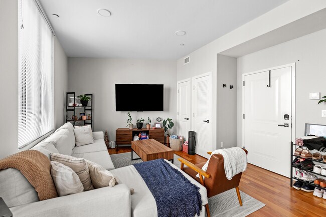 Living Room - 10 Taber St Unit 10 Taber Street
