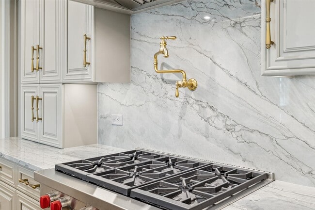 Photo - 1717 Bissonnet St Unit 1802