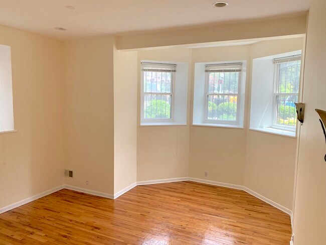Photo - 297 Montgomery St Unit 1E