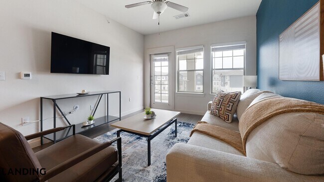 2115 Windsor Blvd Unit 2307