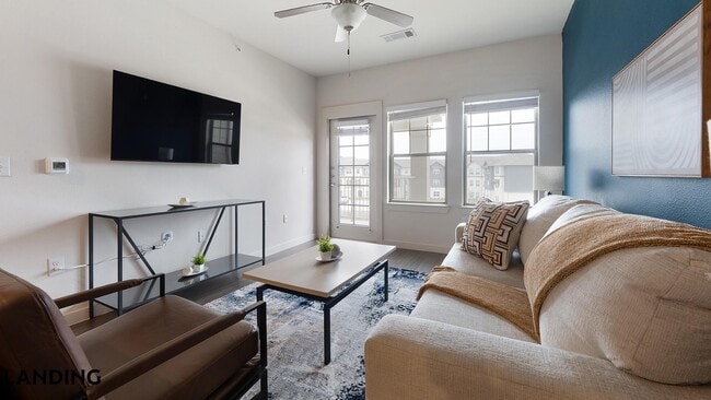 Photo - 2115 Windsor Blvd Unit 2307