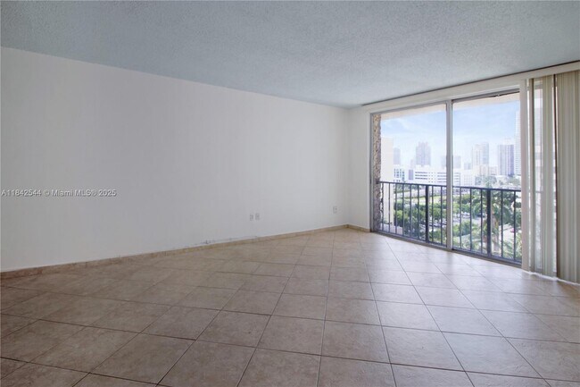 Photo - 800 West Ave Unit 937