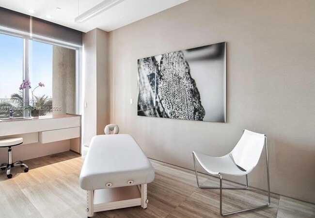 Photo - 460 NE 28th St Unit 2102