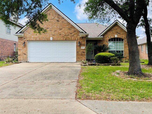 Building Photo - 20910 Medallion Pointe Dr